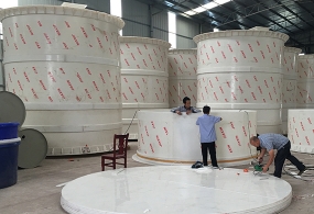 廠家定製PP儲罐（guàn）