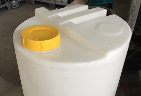 塑料（liào）加藥箱廠家